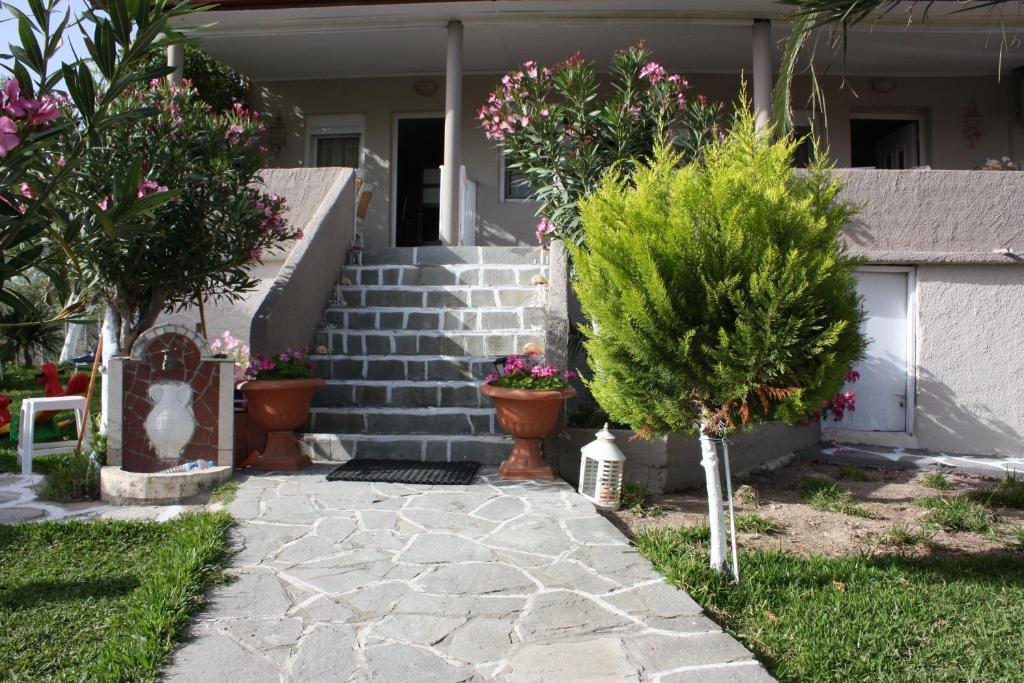 Pagona House Apartment Toroni Bilik gambar